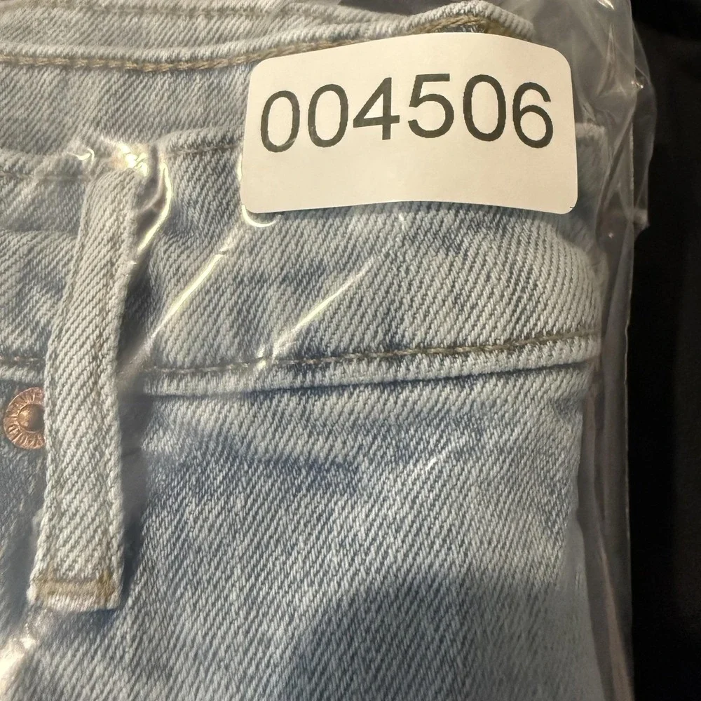Old Navy Sky-Hi Straight Jeans Womens 16 Blue Light Wash High Rise Stretch Denim